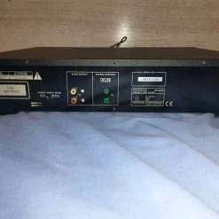 Vendora D/A CONVERTER 18 BIT COMPACT DISC PLAYER DP_2080 KENWOOD
