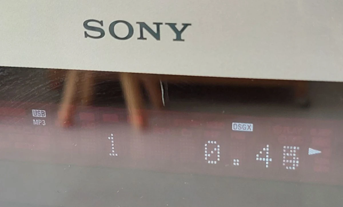 Vendora SONY HCD-BX-30R COMPACT DISC RECEIVER + ραδιοφωνο + USB Stick + AUDIO IN + τηλεκοντρόλ + βιβλιαράκι οδηγιες χρησης και 2 ηχεια 7 Vendora SONY HCD-BX-30R COMPACT DISC RECEIVER + ραδιοφωνο + USB Stick + AUDIO IN + τηλεκοντρόλ + βιβλιαράκι οδηγιες χρησης και 2 ηχεια - Image 5