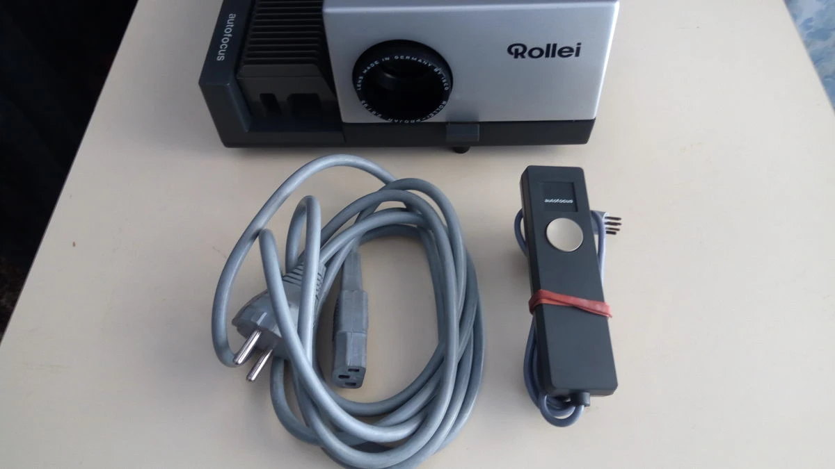 Vendora Rollei P350AF Autofocus Slide Projector (προβολέας διαφανειών σλάιντς) 10 Vendora Rollei P350AF Autofocus Slide Projector (προβολέας διαφανειών σλάιντς) - Image 8
