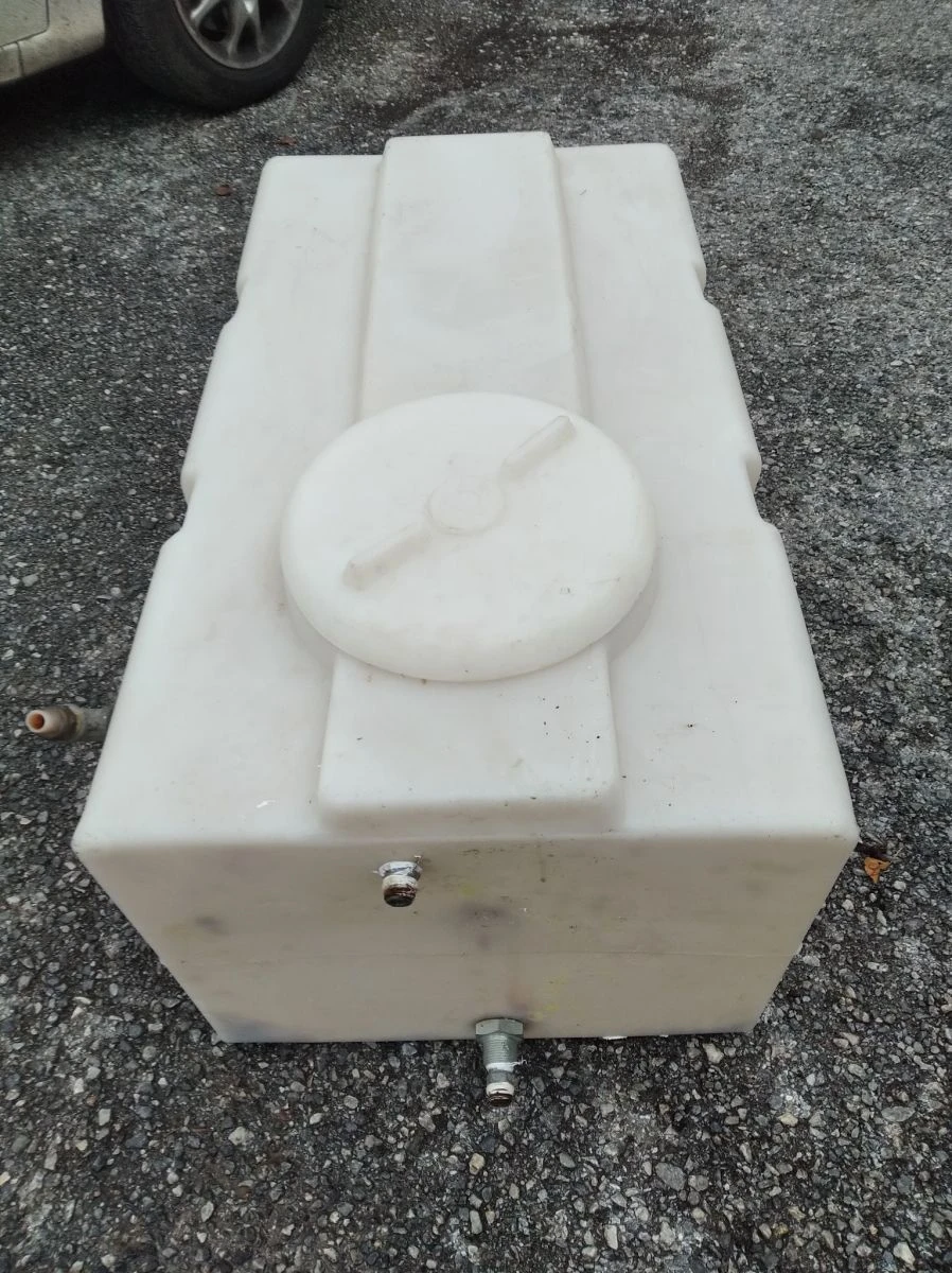 Vendora ΝΤΕΠΟΖΙΤΟ ΝΕΡΟΥ ΜΠΑΝΙΟΥ 3 Vendora ΝΤΕΠΟΖΙΤΟ ΝΕΡΟΥ ΜΠΑΝΙΟΥ