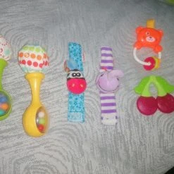 Vendora κουδουνιστρες κ μασητικα