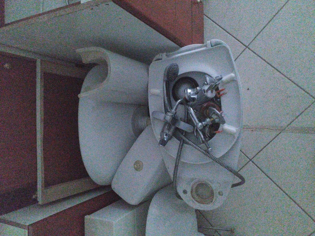 Vendora Είδη υγιεινής, λεκάνη, νιπτήρας, ντουλαπάκι, μπανιέρα, βρύση 10 Vendora Είδη υγιεινής, λεκάνη, νιπτήρας, ντουλαπάκι, μπανιέρα, βρύση - Image 8