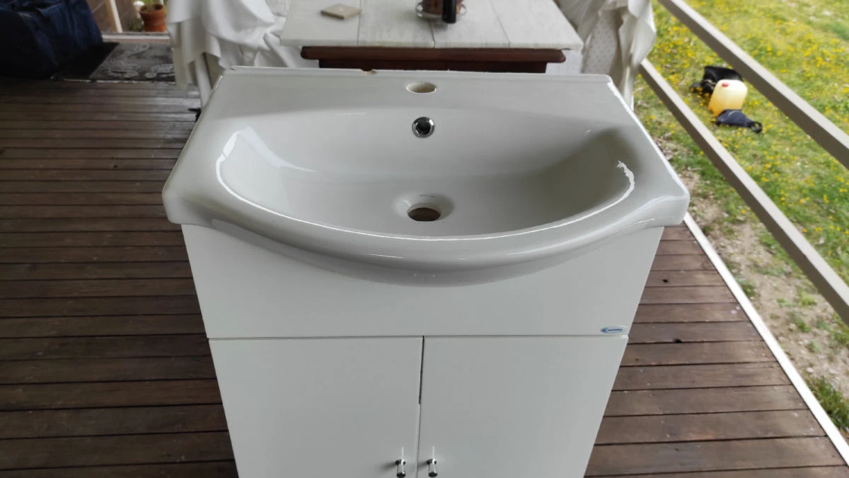 Vendora ΕΠΙΠΛΟ ΜΠΑΝΙΟΥ ΜΕ ΝΥΠΤΙΡΑ 3 Vendora ΕΠΙΠΛΟ ΜΠΑΝΙΟΥ ΜΕ ΝΥΠΤΙΡΑ