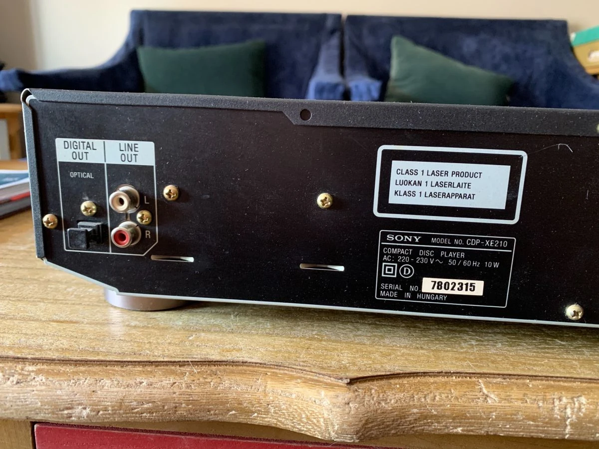 Vendora CD PLAYER SONY CDP-XE 210 5 Vendora CD PLAYER SONY CDP-XE 210 - Image 3