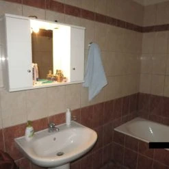 Vendora Είδη υγιεινής, λεκάνη, νιπτήρας, ντουλαπάκι, μπανιέρα, βρύση 12 Vendora Είδη υγιεινής, λεκάνη, νιπτήρας, ντουλαπάκι, μπανιέρα, βρύση -Vendora store 4c00c0866f607afa7d16e408c32b05d0933fd081 xl