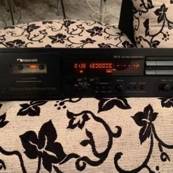 Vendora Πωλείται το Κασσετοφωνο Nakamichi Dr-8