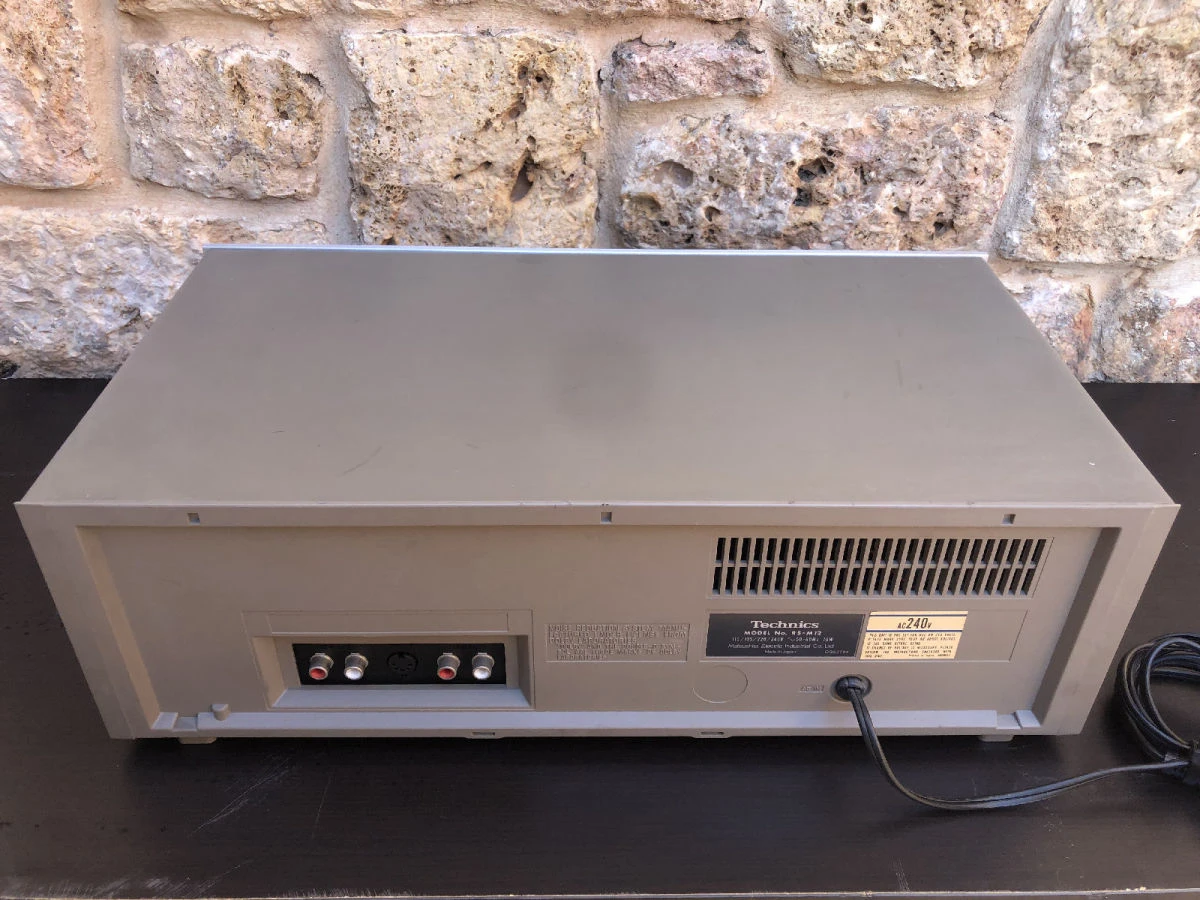 Vendora TECHNICS RS-M12 STEREO CASSETTE DECK - Silver/Grey μαζι με Original Operating Instructions !!! 1984 / Retro / Vintage 8 Vendora TECHNICS RS-M12 STEREO CASSETTE DECK - Silver/Grey μαζι με Original Operating Instructions !!! 1984 / Retro / Vintage - Image 6