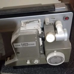 Vendora Μηχανή προβολής Cannon S-400 Cine Projector Made Japan.