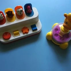 Vendora Βρεφικά παιχνίδια πακέτο.Pop Up Ζωάκια, βρεφικό πιανάκι κόκκινο με Ήχους, PlaySkool Καμηλοπάρδαλη Σβουρομπαλίτσες, Fisher Price Εκπαιδευτικό Συρόμενο Αυτοκινητάκι με Μουσική και άλλα… -Vendora store 51a83dc841c42d213f4eba8431df193f78014bbf xl