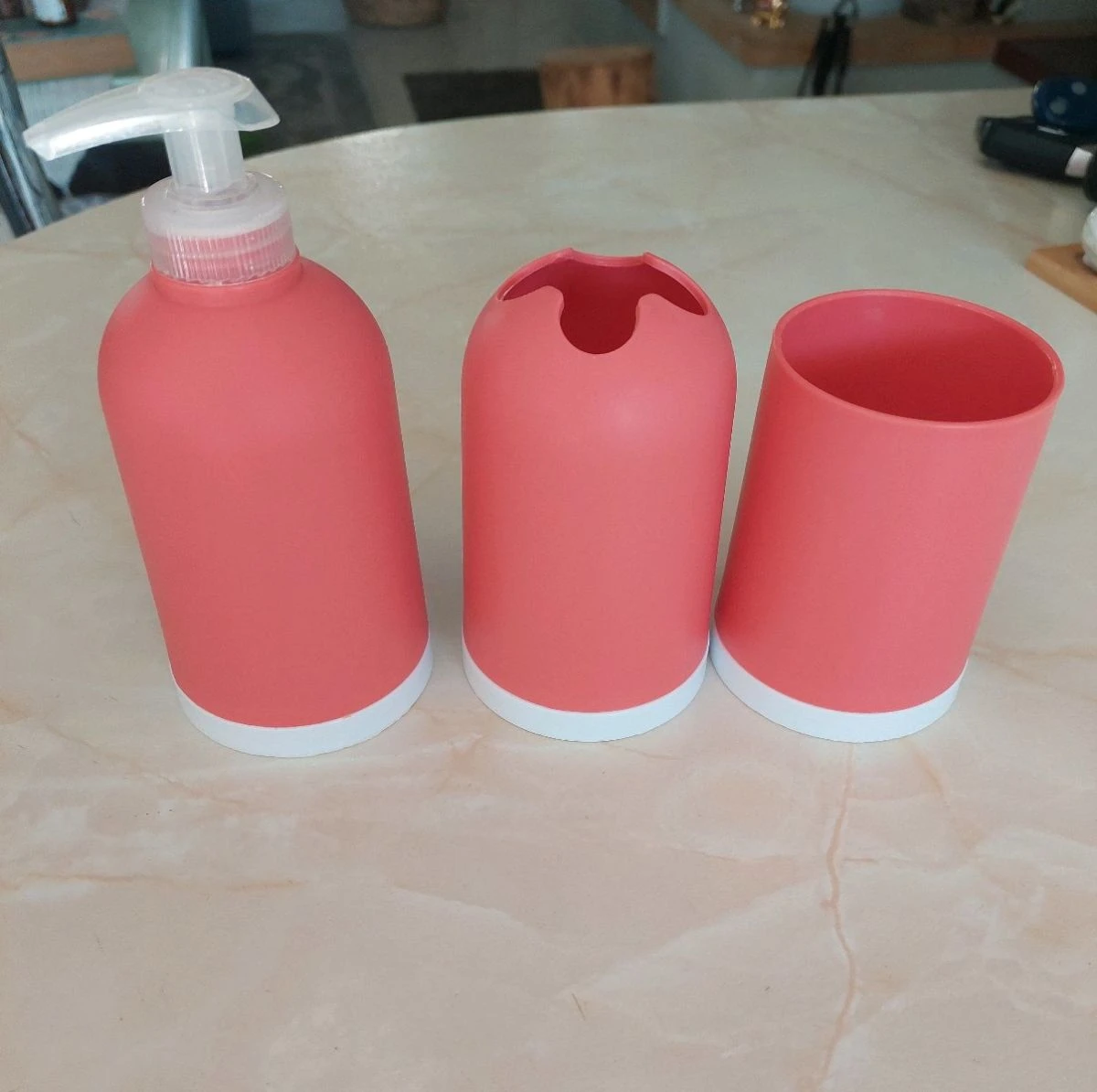 Vendora Σετ ντισπενσερ μπανιου! 3 Vendora Σετ ντισπενσερ μπανιου!