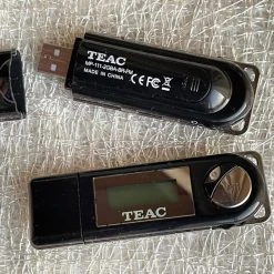 Vendora MP3 PLAYER "TEAC" ΜΕ ΨΗΦΙΑΚΟ ΚΑΝΤΡΑΝ ΚΑΙ ΑΡΙΣΤΗ ΑΠΟΔΟΣΗ ΗΧΟΥ. ΧΩΡΙΤΙΚΌΤΗΤΑ 2GB το καθένα. ΠΑΚΕΤΟ 15 ευρώ. -Vendora store 78d6ed2aa5c147a2a4624e978625cb84f291a9de xl