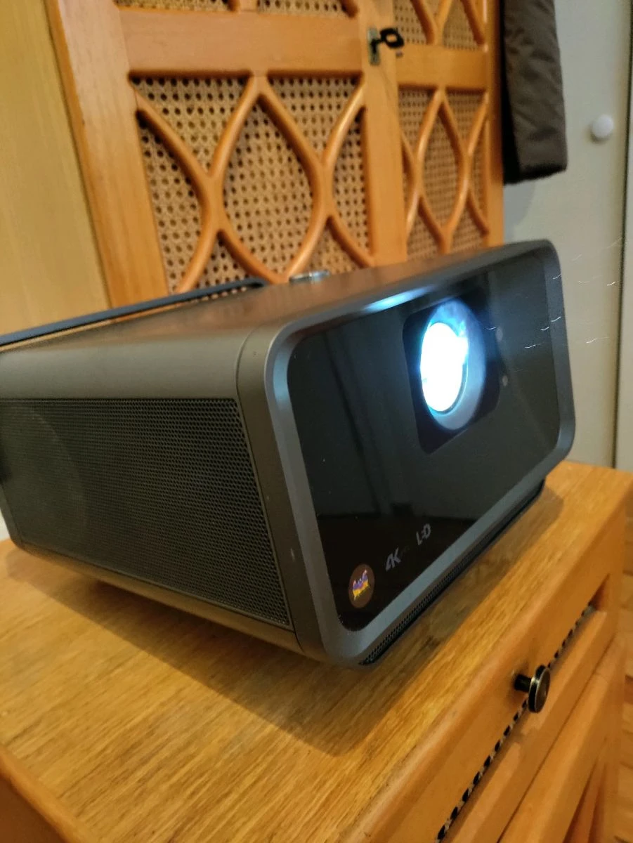 Vendora Πωλείται Projector Viewsonic σε άριστη κατάσταση 1100 ευρώ συζητήσιμη 3 Vendora Πωλείται Projector Viewsonic σε άριστη κατάσταση 1100 ευρώ συζητήσιμη
