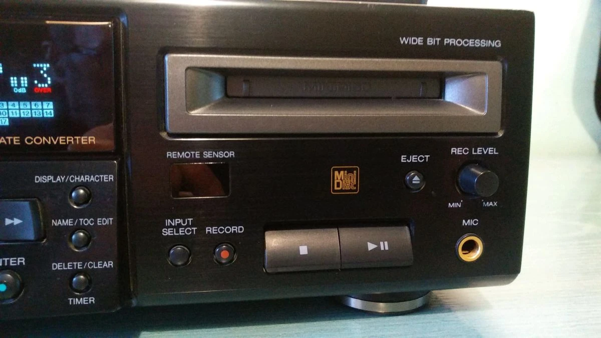 Vendora Sharp MD-R3 Minidisc+3cd 4 Vendora Sharp MD-R3 Minidisc+3cd - Image 2