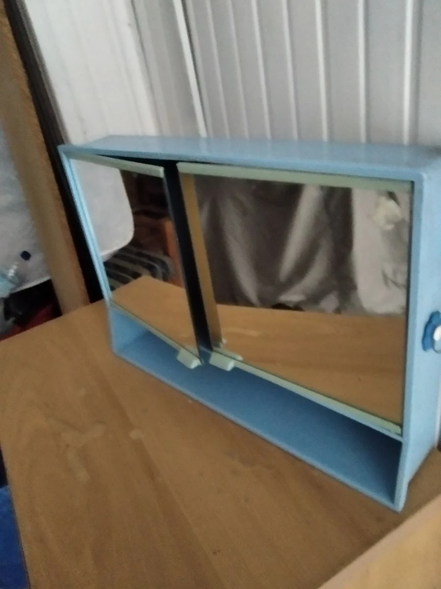 Vendora ΚΑΘΡΕΦΥΗΣ ΜΠΑΝΙΟΥ 3 Vendora ΚΑΘΡΕΦΥΗΣ ΜΠΑΝΙΟΥ