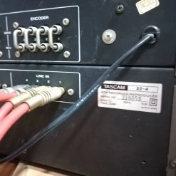 Vendora Tascam 22_4 -Vendora store 90fd3b160aacf76df84cf98f9d6b75314d74f614 xl