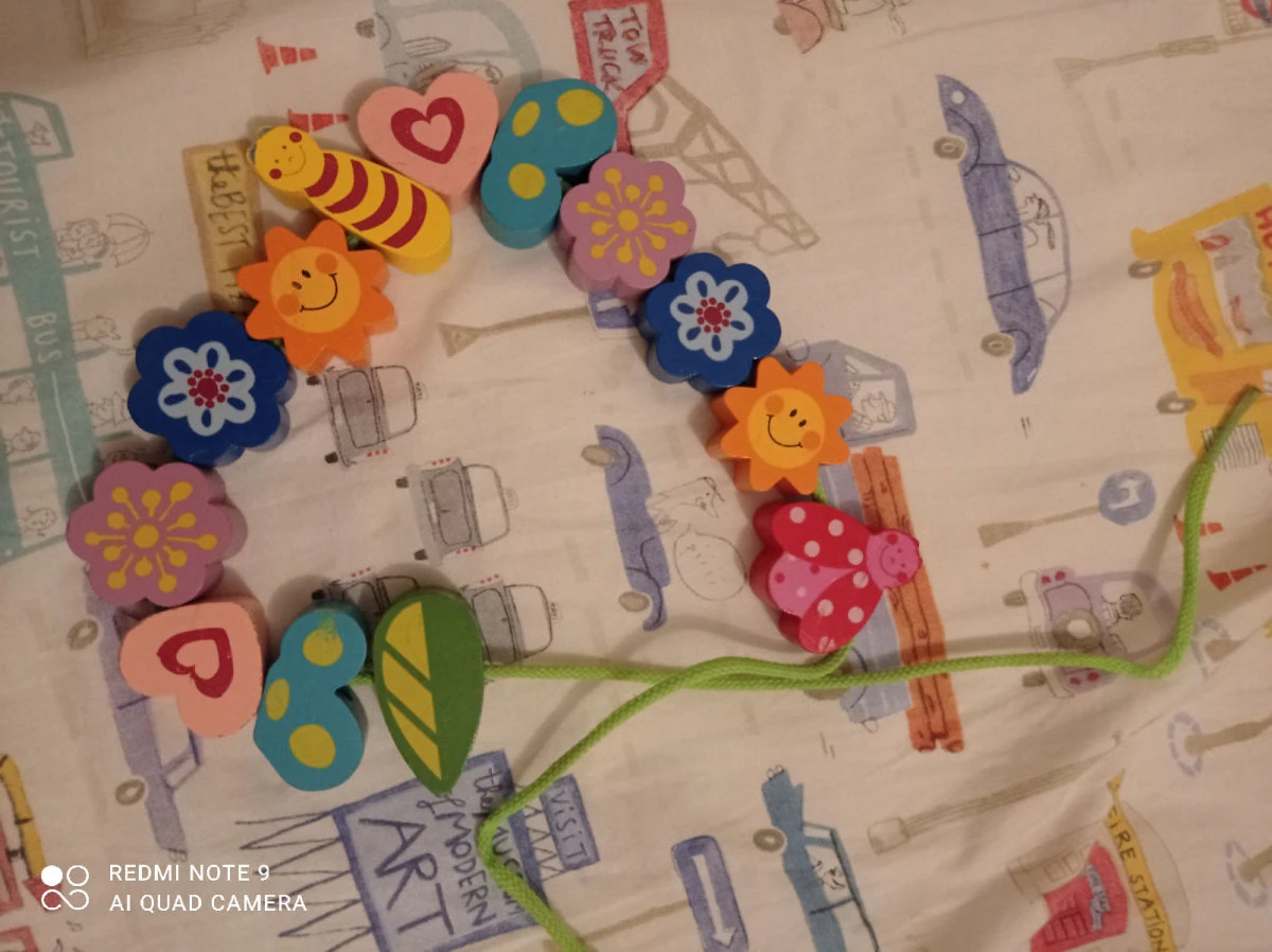 Vendora Βρεφικό παιχνίδι κορδόνι με χάντρες 3 Vendora Βρεφικό παιχνίδι κορδόνι με χάντρες