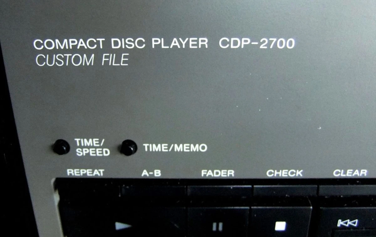 Vendora SONY CDP-2700 Professional High-End CD-Player 6 Vendora SONY CDP-2700 Professional High-End CD-Player - Image 4