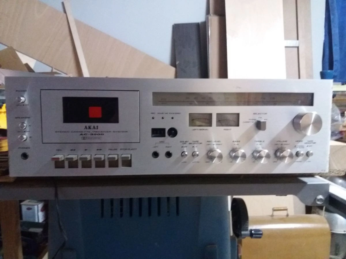 Vendora ΕΝΙΣΧΥΤΗΣ ΡΑΔΙΟΚΑΣΕΤΟΦΩΝΟ AKAI AC 3500 ΣΕ ΑΡΙΣΤΗ ΚΑΤΑΣΤΑΣΗ ΠΩΛΕΙΤΑΙ 140€ 2 Vendora ΕΝΙΣΧΥΤΗΣ ΡΑΔΙΟΚΑΣΕΤΟΦΩΝΟ AKAI AC 3500 ΣΕ ΑΡΙΣΤΗ ΚΑΤΑΣΤΑΣΗ ΠΩΛΕΙΤΑΙ 140€