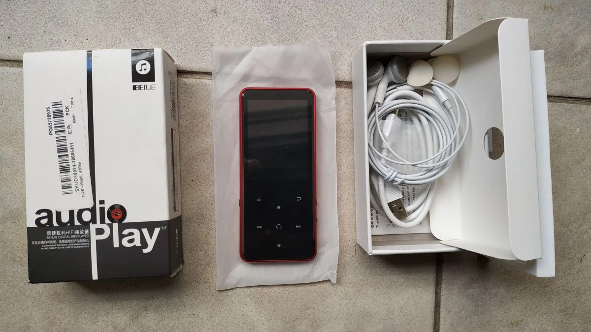 Vendora BENJIE K11 8G MP3 Player Without Bluetooth (Red Color) 3 Vendora BENJIE K11 8G MP3 Player Without Bluetooth (Red Color)