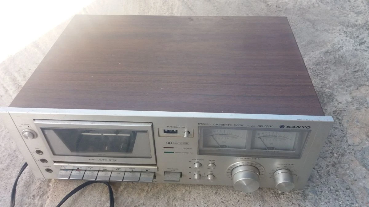 Vendora Κασσετοφωνο εποχης 3 Vendora Κασσετοφωνο εποχης