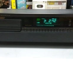 Vendora MARANTZ CD52