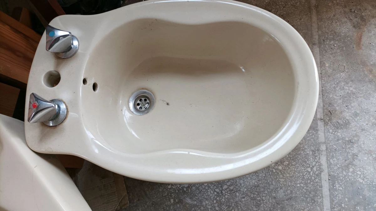 Vendora Μπιντες μπάνιου με μπαταρίες 25 ευρώ. 3 Vendora Μπιντες μπάνιου με μπαταρίες 25 ευρώ.