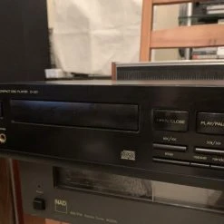 Vendora Πωλείται το Hi-end CD Player LUXMAN D-321 -Vendora store c7bf4601965dc14d7563645e990174125a0319fc xl