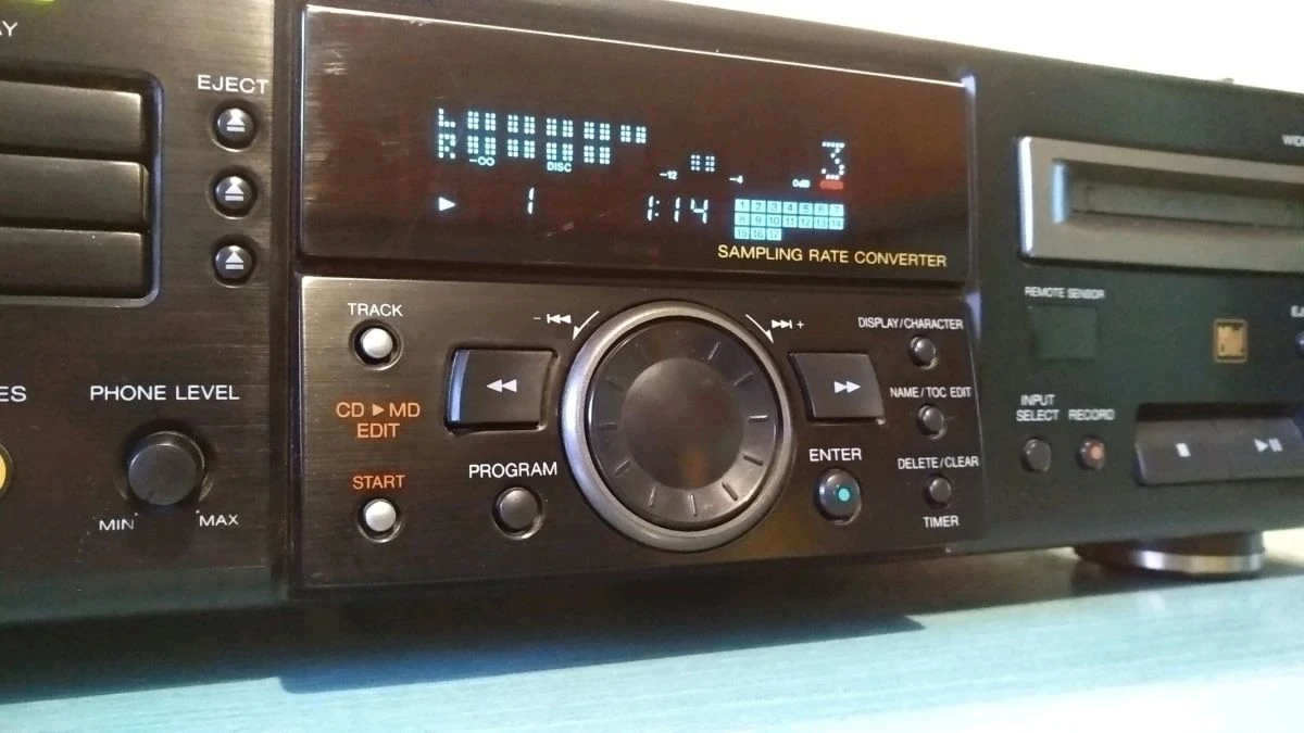 Vendora Sharp MD-R3 Minidisc+3cd 7 Vendora Sharp MD-R3 Minidisc+3cd - Image 5