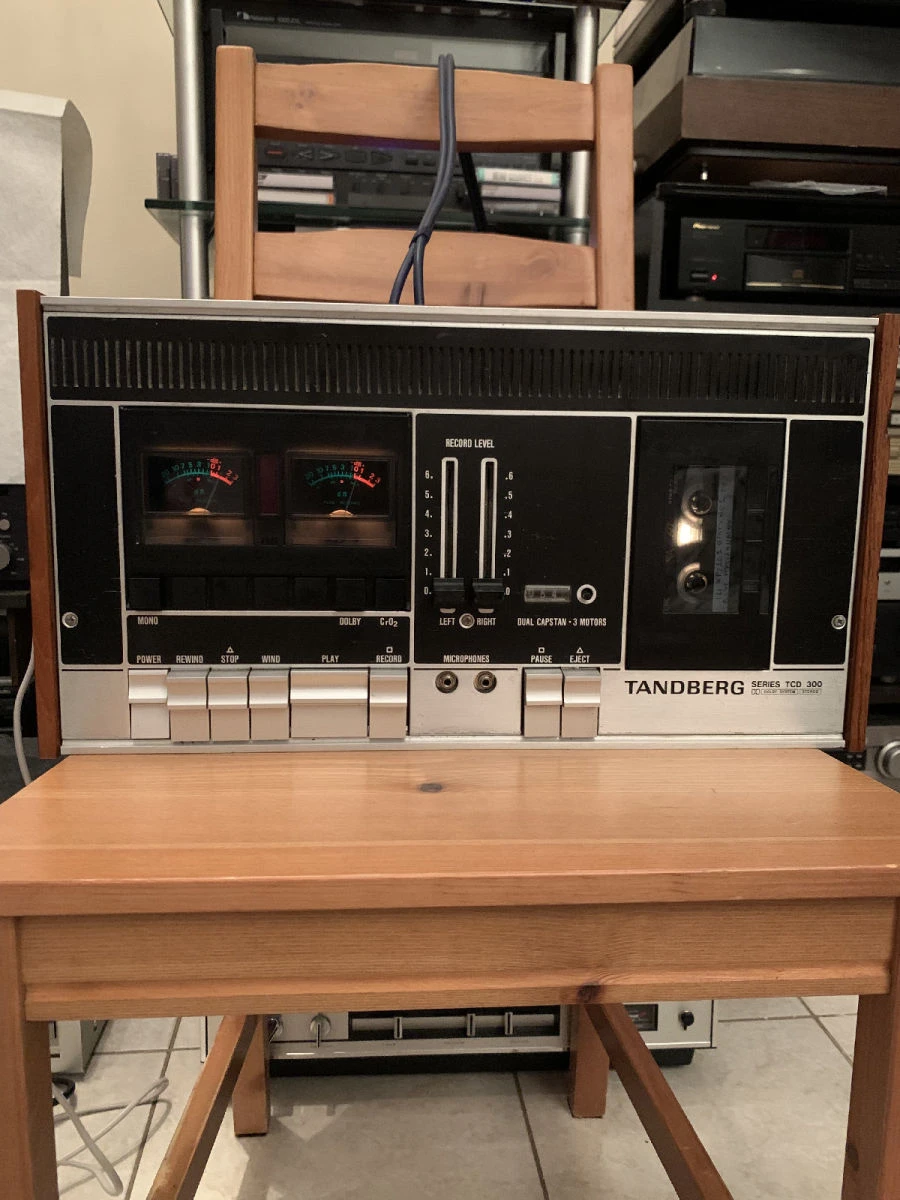 Vendora Πωλείται το Κασσετοφωνο TANDBERG TCD-300 Dual Capstan 3 Motors 3 Vendora Πωλείται το Κασσετοφωνο TANDBERG TCD-300 Dual Capstan 3 Motors