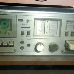 Vendora AKAI DECK 8 TRAC και κανονικη κασσετα