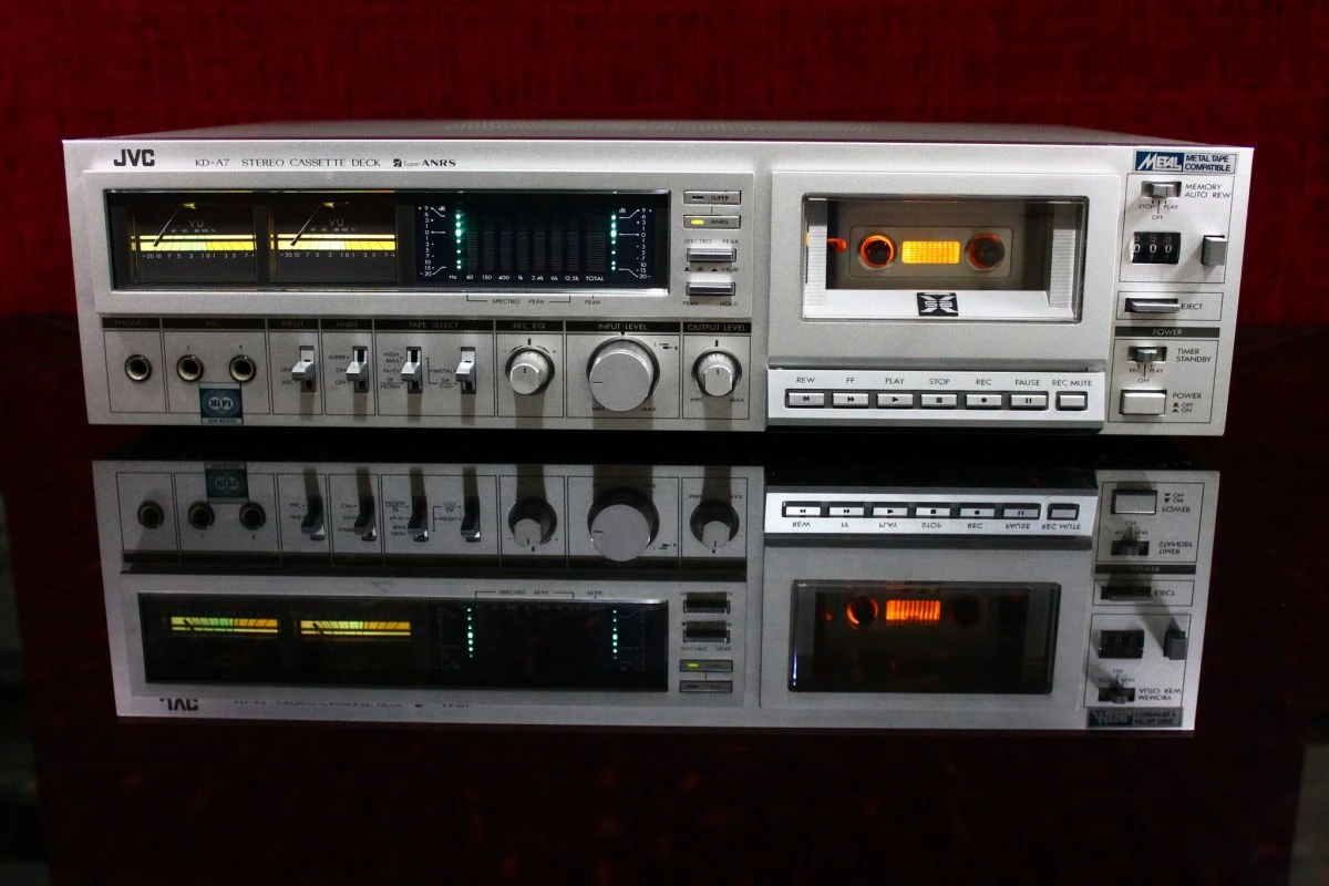 Vendora DECK/ΚΑΣΕΤΟΦΩΝΟ JVC KD A-7 3 Vendora DECK/ΚΑΣΕΤΟΦΩΝΟ JVC KD A-7