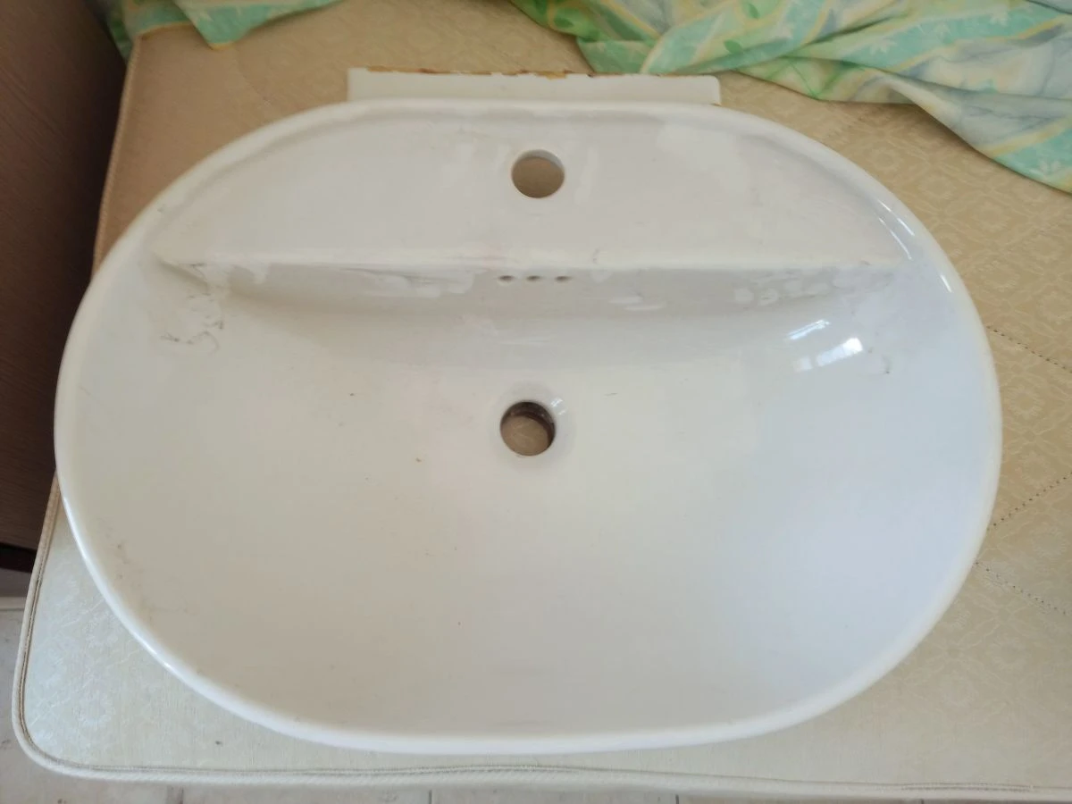 Vendora νεροχυτης μπανιου για τοποθετηση πανω σε ντουλαπι. 3 Vendora νεροχυτης μπανιου για τοποθετηση πανω σε ντουλαπι.