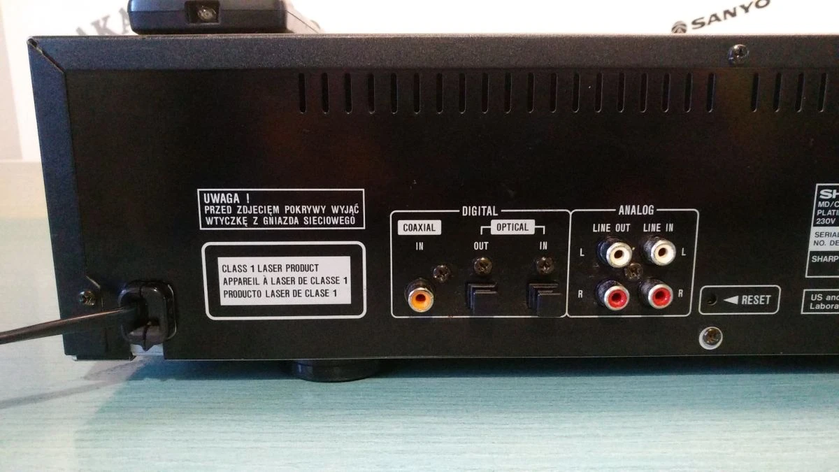 Vendora Sharp MD-R3 Minidisc+3cd 13 Vendora Sharp MD-R3 Minidisc+3cd - Image 11