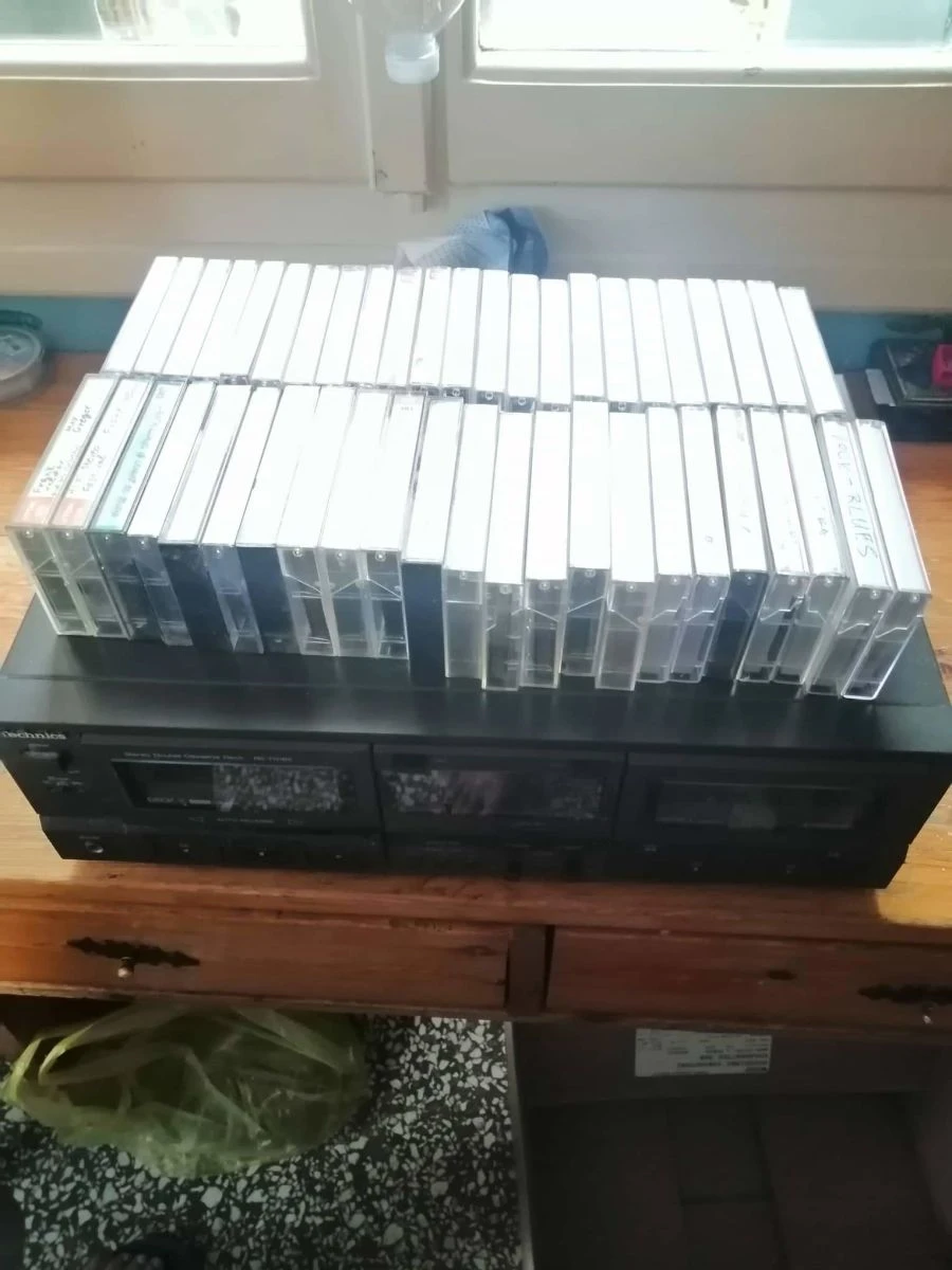 Vendora κασετόφωνο Deck Technics μοντέλο RS-TR155 με 41 κασέτες άδειες κ γεματες 6 Vendora κασετόφωνο Deck Technics μοντέλο RS-TR155 με 41 κασέτες άδειες κ γεματες - Image 4