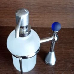 Vendora Επικαθήμενο Dispenser σαπουνιού